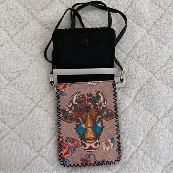 $8 or 3 for $20‼️CLEARANCE‼️Cellphone Crossbody Pouch/Wallet - Picture 8 of 8